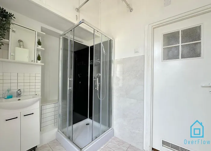 Homestay szállás Square - 20 Minutes To Old Town & Seaside